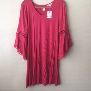 Dark red short bell sleeve dress